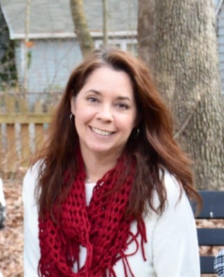 Stephanie Rollow About